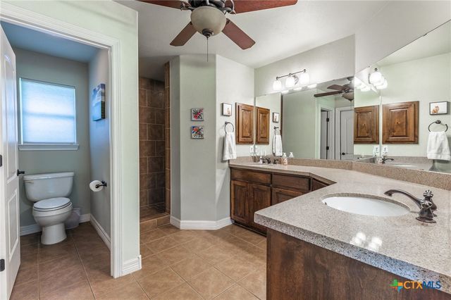 110 Sandpiper Lane, Mcqueeney, TX 78123