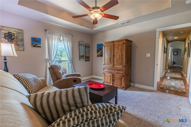 110 Sandpiper Lane, Mcqueeney, TX 78123
