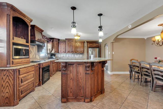 3306 Delano Ave, Midland, TX 79703