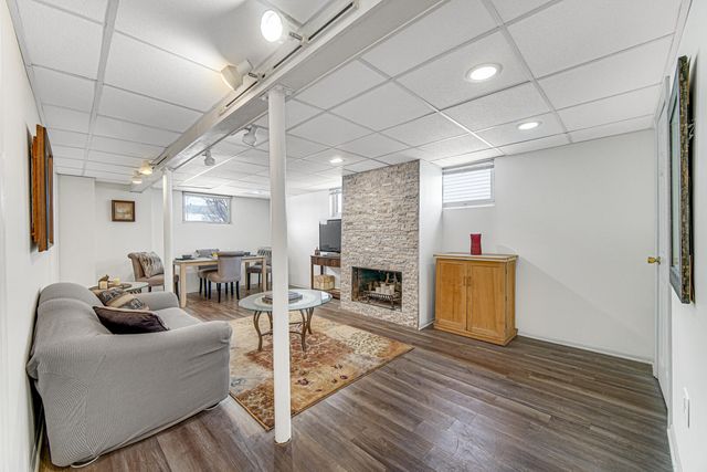 8031 North Drive, Highland, IN 46322