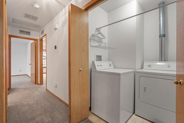 410 Sarazin Street, Shakopee, MN 55379