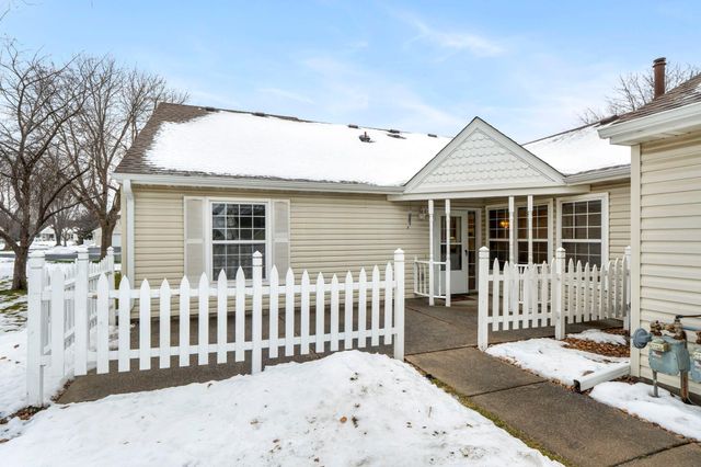 410 Sarazin Street, Shakopee, MN 55379