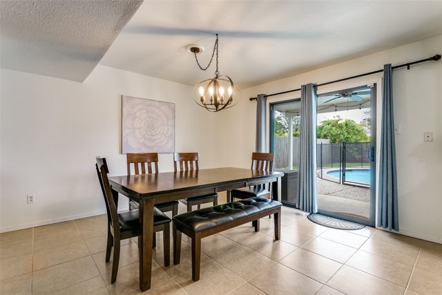 1917 Maxwell Drive, Lewisville, TX 75077