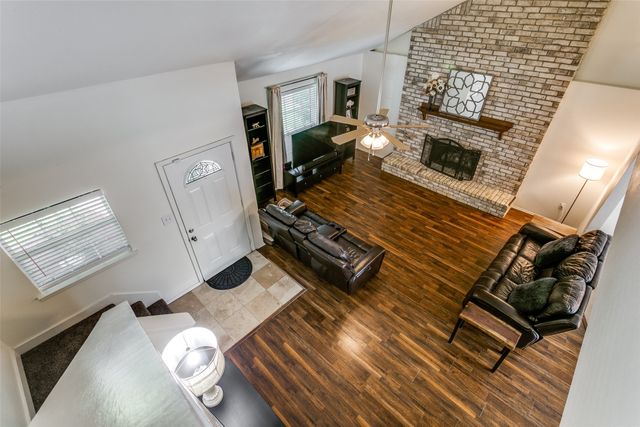 1917 Maxwell Drive, Lewisville, TX 75077