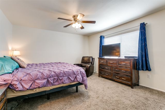 1917 Maxwell Drive, Lewisville, TX 75077