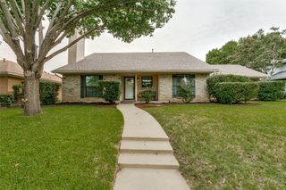 1917 Maxwell Drive, Lewisville, TX 75077