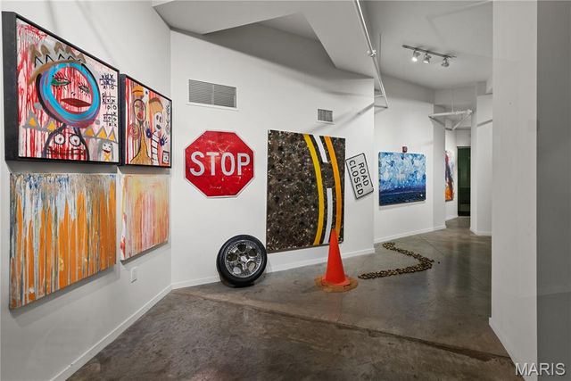 915 Olive Street, St Louis, MO 63101