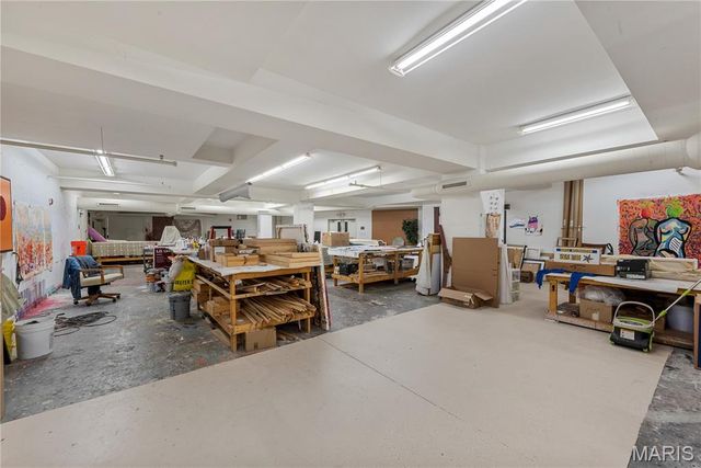 915 Olive Street, St Louis, MO 63101