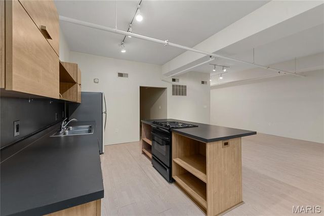 915 Olive Street, St Louis, MO 63101