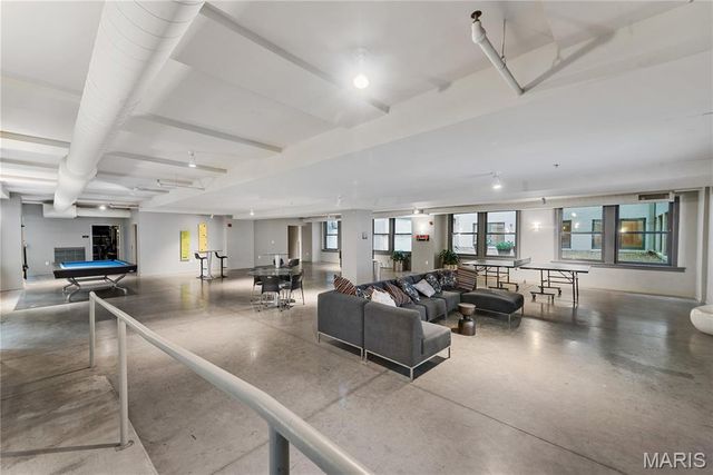 915 Olive Street, St Louis, MO 63101