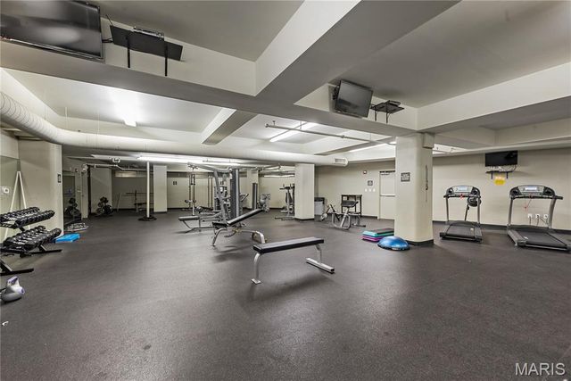 915 Olive Street, St Louis, MO 63101