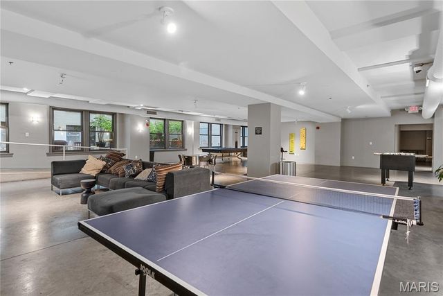 915 Olive Street, St Louis, MO 63101