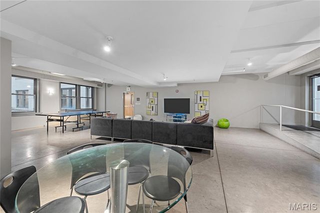 915 Olive Street, St Louis, MO 63101