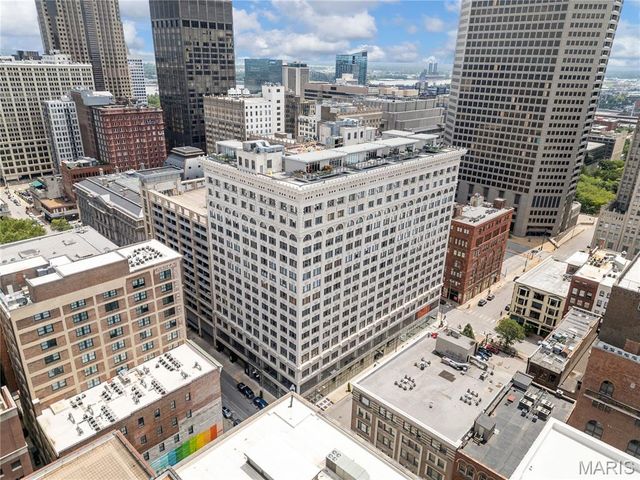 915 Olive Street, St Louis, MO 63101