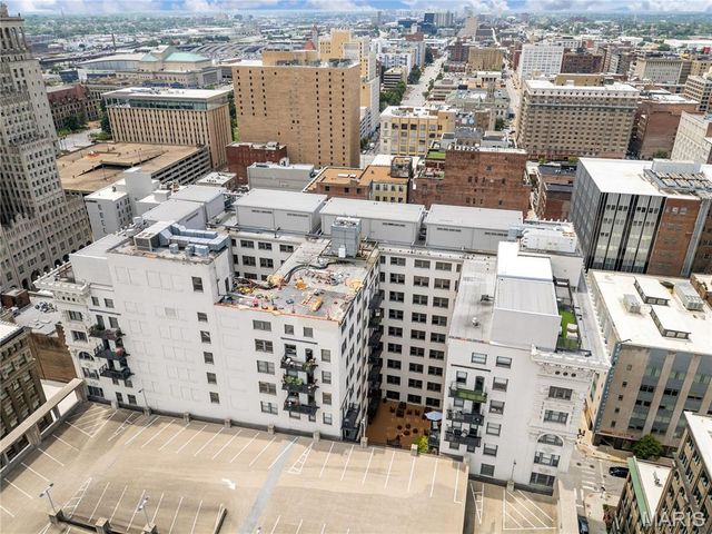 915 Olive Street, St Louis, MO 63101