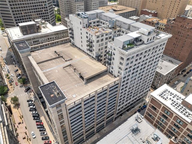 915 Olive Street, St Louis, MO 63101