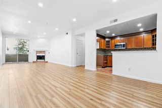 16940 Chatsworth 208, Granada Hills (los Angeles), CA 91344