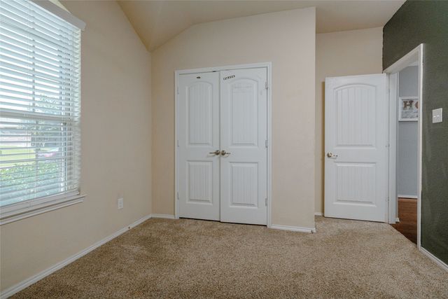 377 Pin Cushion Trail, Burleson, TX 76028