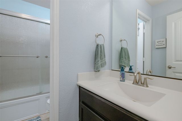 377 Pin Cushion Trail, Burleson, TX 76028