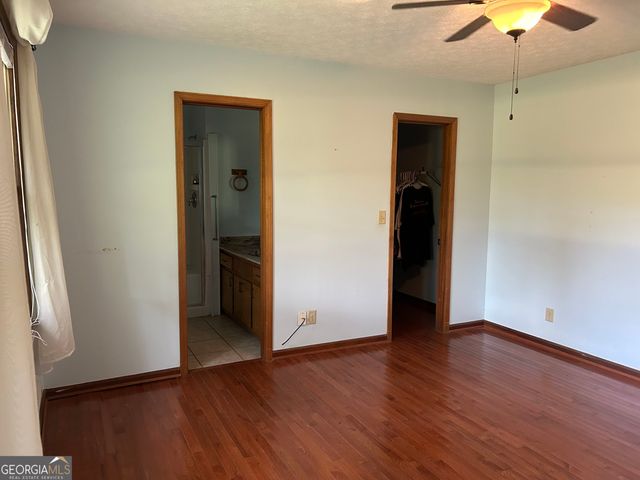 115 Price Drive W, Locust Grove, GA 30248