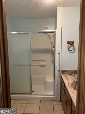115 Price Drive W, Locust Grove, GA 30248