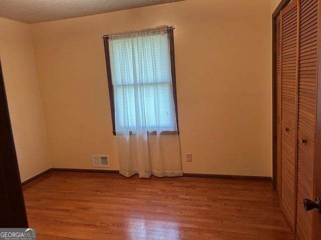115 Price Drive W, Locust Grove, GA 30248