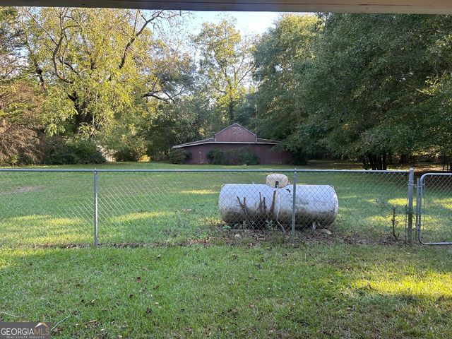 115 Price Drive W, Locust Grove, GA 30248