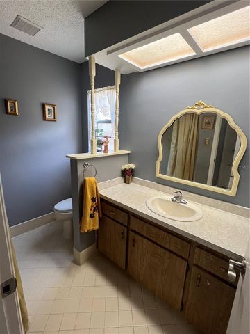 220 NE 11TH STREET, Crystal River, FL 34428