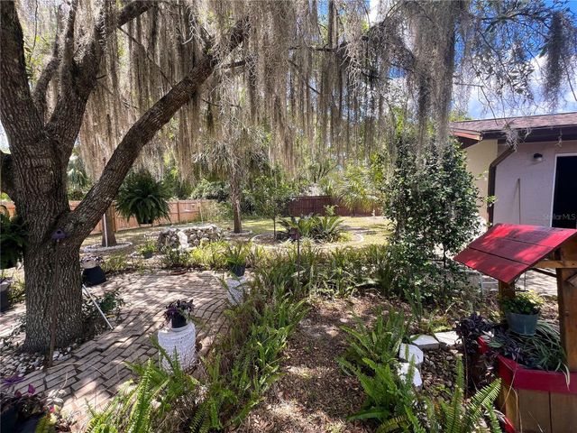220 NE 11TH STREET, Crystal River, FL 34428