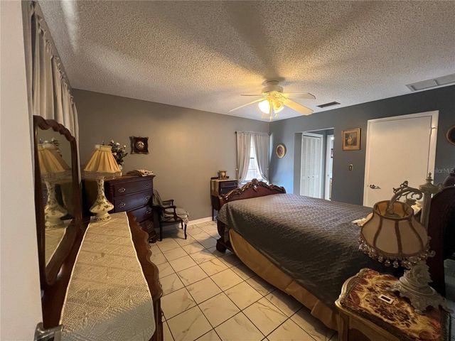 220 NE 11TH STREET, Crystal River, FL 34428