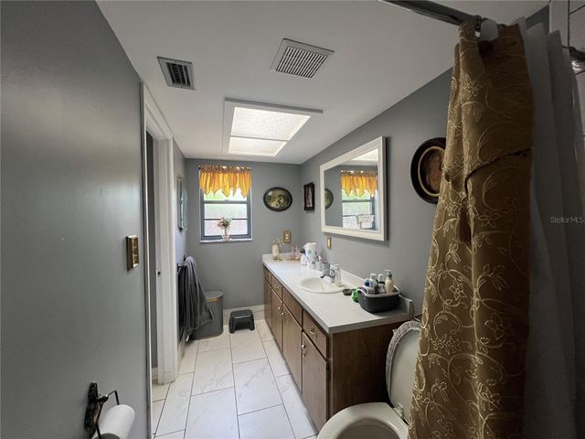 220 NE 11TH STREET, Crystal River, FL 34428