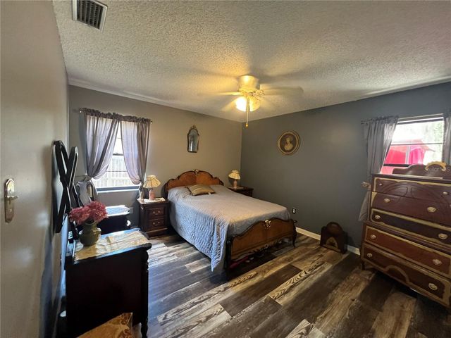 220 NE 11TH STREET, Crystal River, FL 34428
