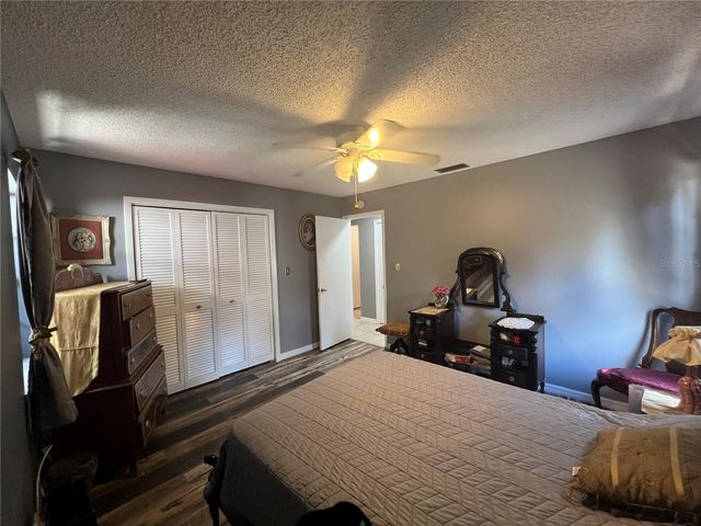220 NE 11TH STREET, Crystal River, FL 34428