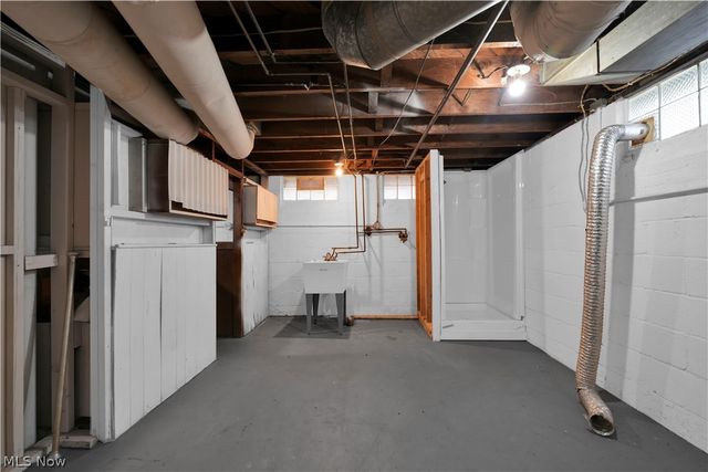 4561 W 148th Street, Cleveland, OH 44135