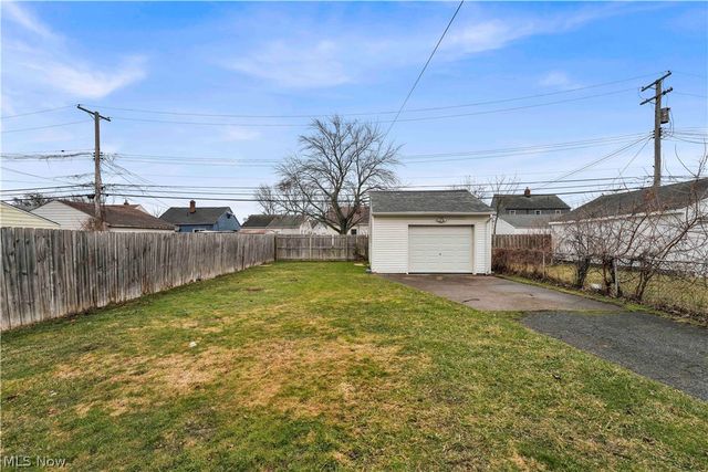 4561 W 148th Street, Cleveland, OH 44135