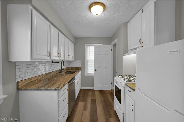 4561 W 148th Street, Cleveland, OH 44135