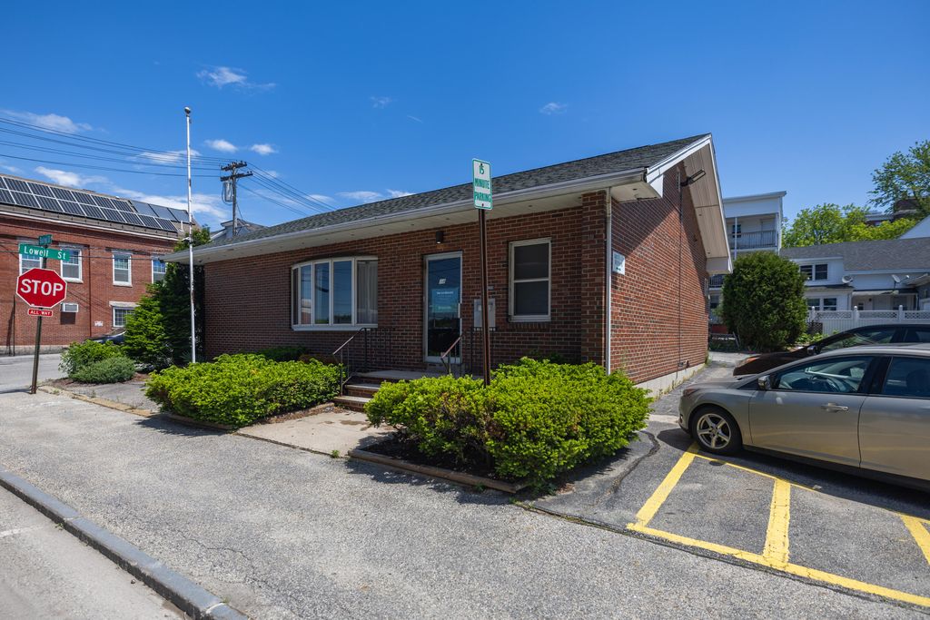 34 Bates Street, Lewiston, ME 04240 — exterior