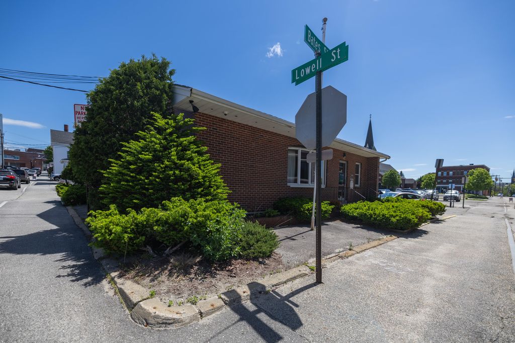34 Bates Street, Lewiston, ME 04240 — photo 3