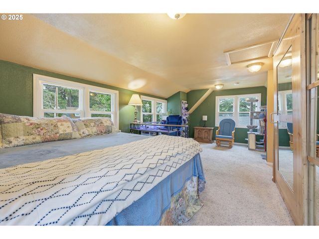 13325 Sw LARSON St, Beaverton, OR 97005