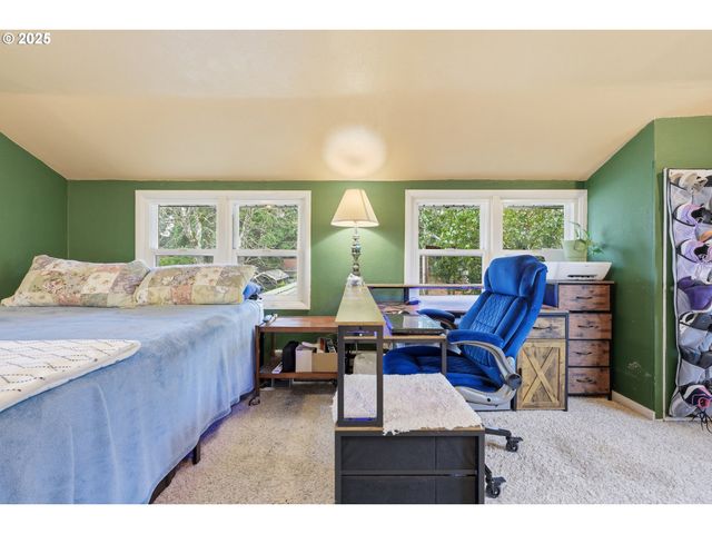 13325 Sw LARSON St, Beaverton, OR 97005