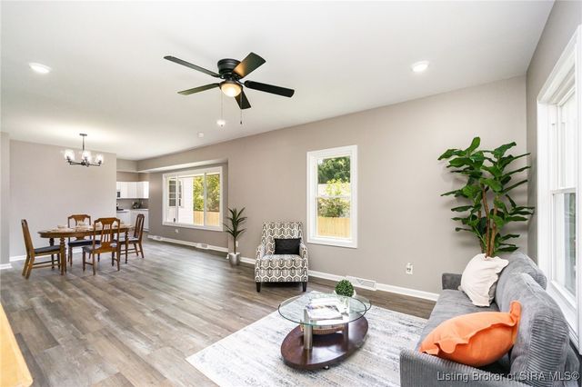 1236 Slate Run Road, New Albany, IN 47150