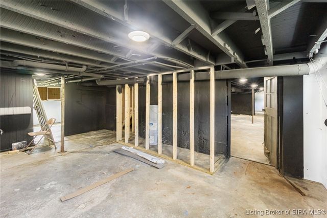 1236 Slate Run Road, New Albany, IN 47150