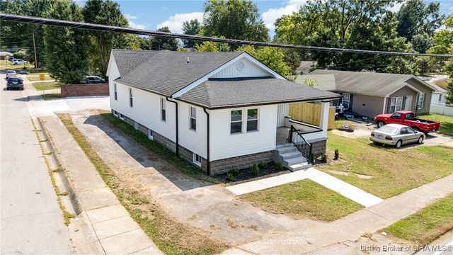 1236 Slate Run Road, New Albany, IN 47150