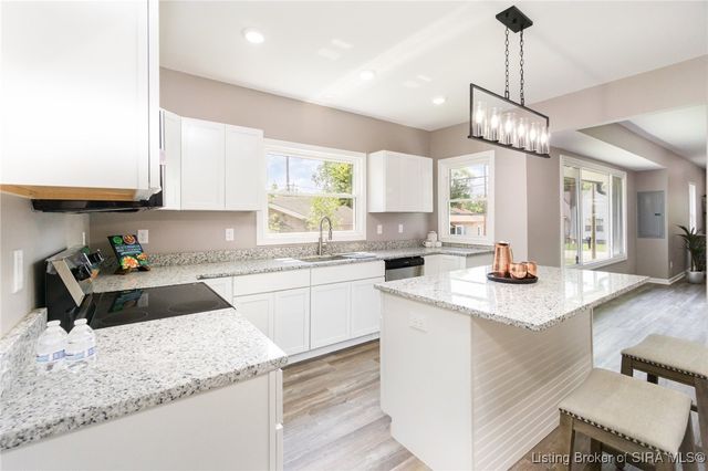 1236 Slate Run Road, New Albany, IN 47150