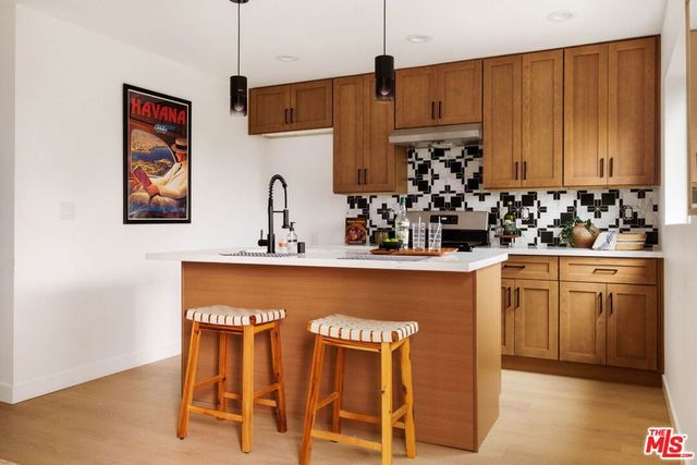 2760 Fyler Place, Los Angeles, CA 90065