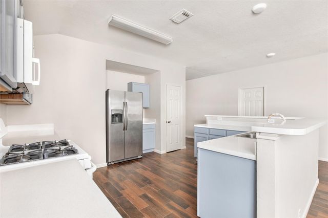 2822 Foster Hill Drive, Kingwood, TX 77345