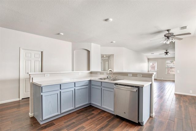 2822 Foster Hill Drive, Kingwood, TX 77345