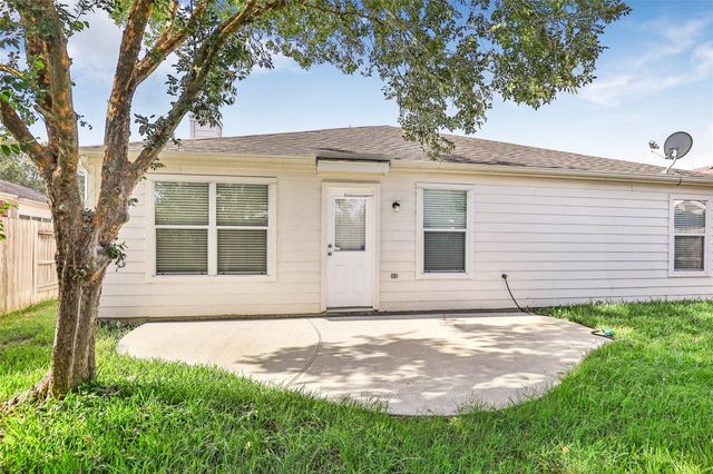 2822 Foster Hill Drive, Kingwood, TX 77345