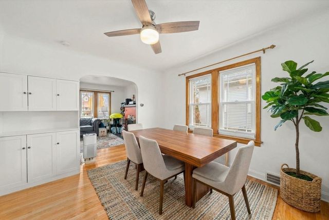 3833 Oak Park Avenue, Berwyn, IL 60402