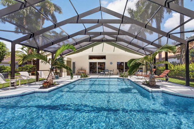 15822 Cypress Park Drive, Wellington, FL 33414